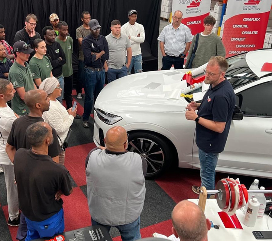 Uwe Zimmermann - Orafol wrapping training